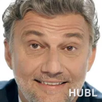 Йонас Кауфман