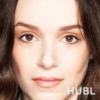 Александра Эссоу