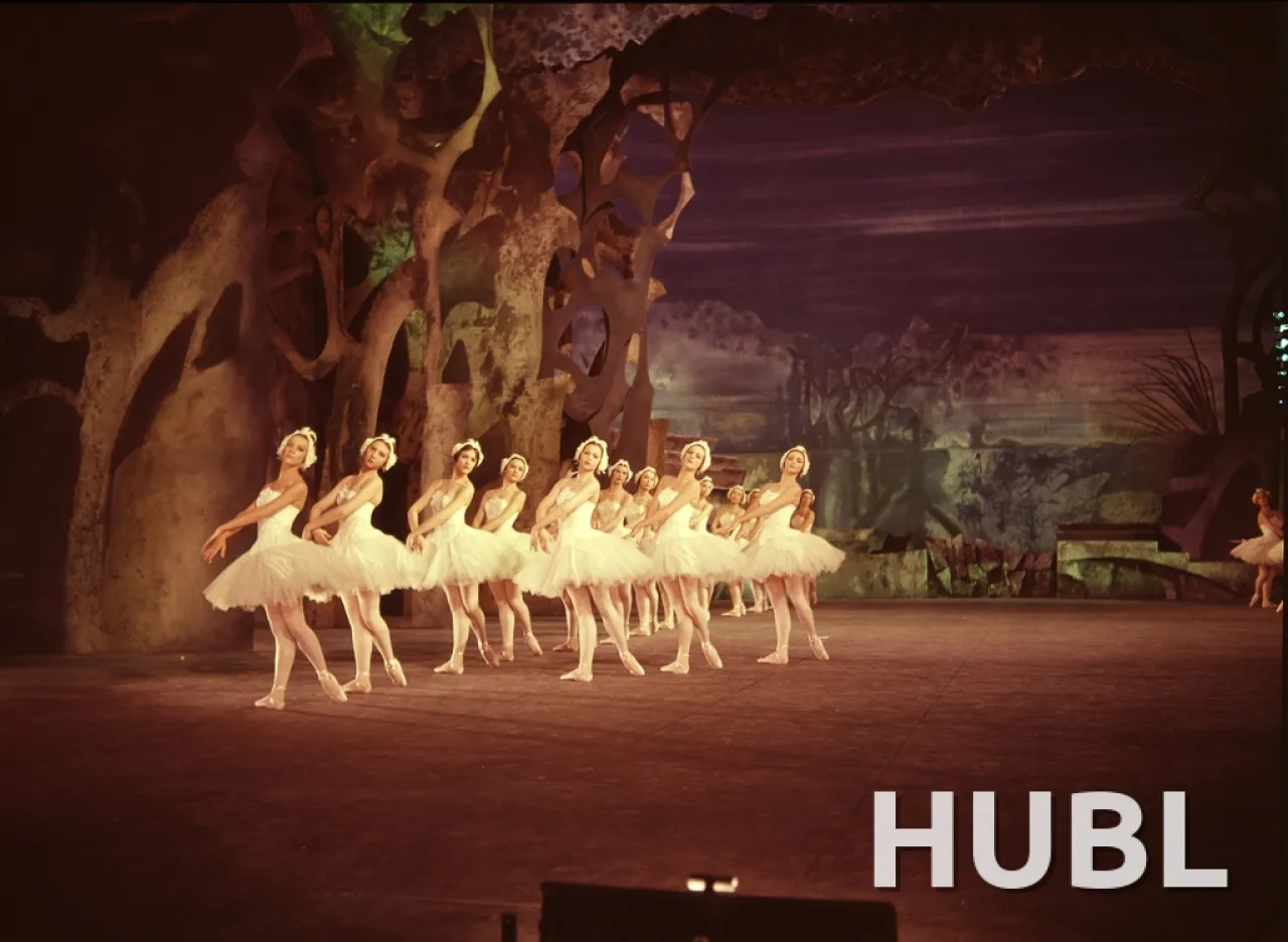 THEATREHD: НУРЕЕВ: ЛЕБЕДИНОЕ ОЗЕРО (SUB)