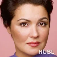 Анна Нетребко