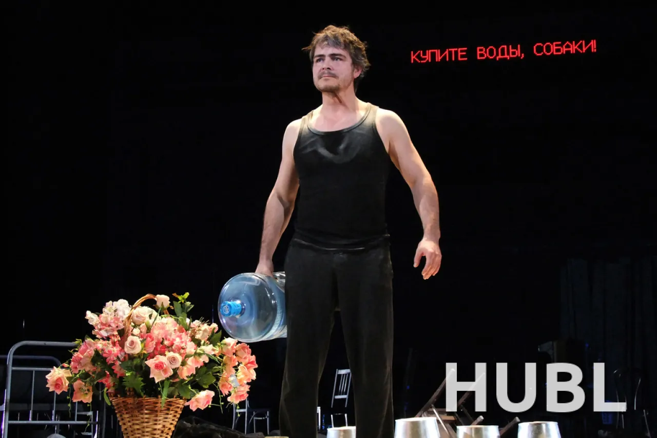 THEATREHD: ДОБРЫЙ ЧЕЛОВЕК ИЗ СЕЗУАНА
