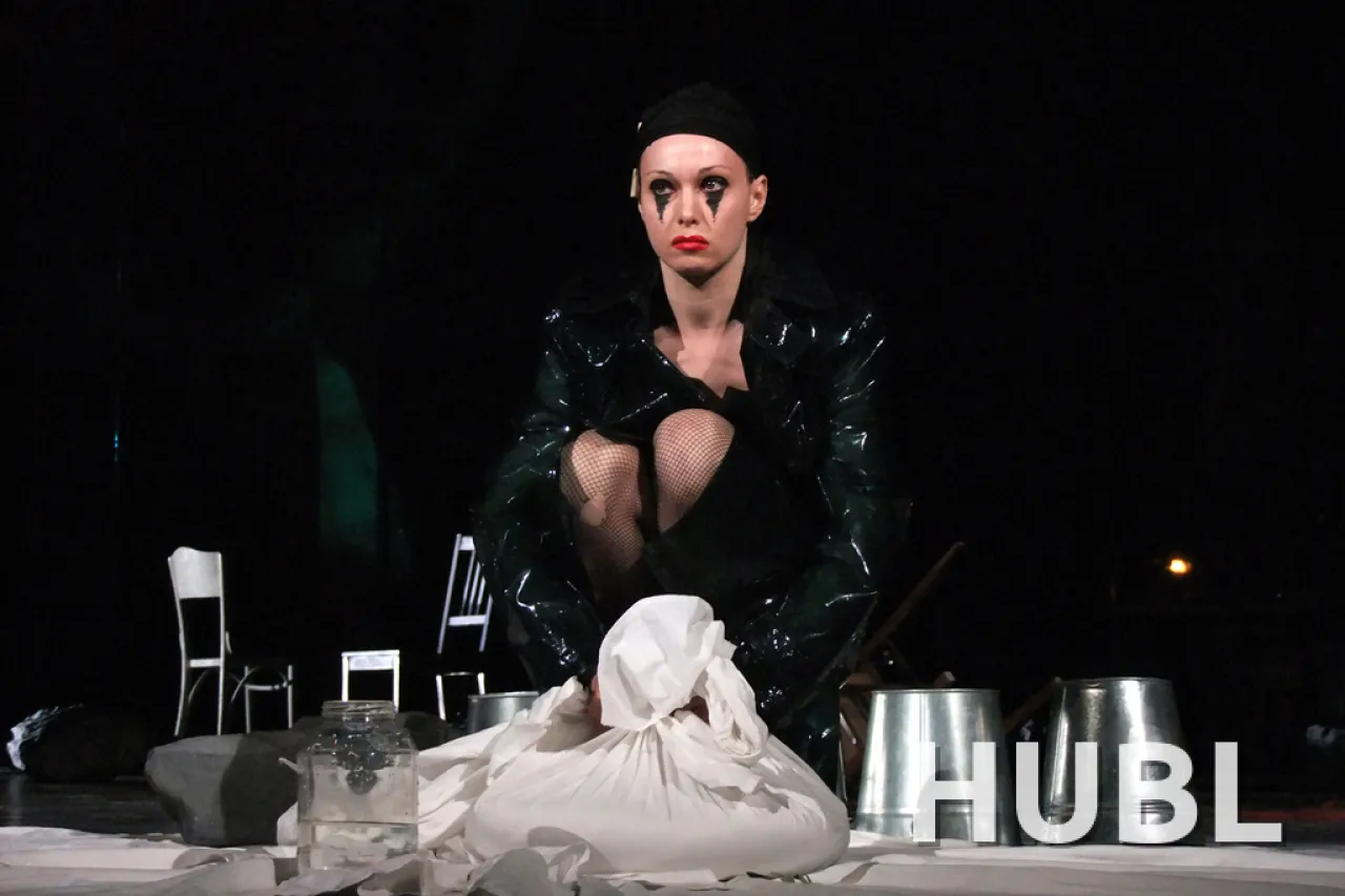 THEATREHD: ДОБРЫЙ ЧЕЛОВЕК ИЗ СЕЗУАНА