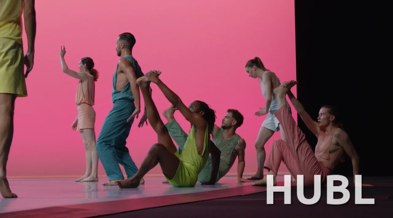 THEATREHD: САША ВАЛЬЦ. IN C